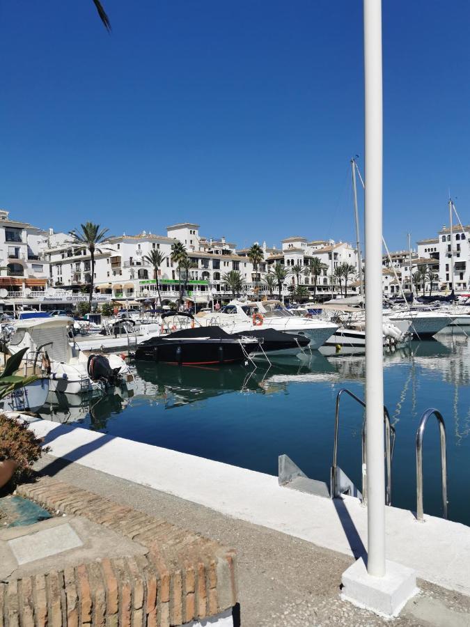 Marina Del Castillo, Duquesa Beachfront Apartment 마닐바 외부 사진